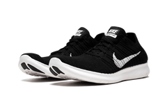 FREE RN FLYKNIT MNS WMNS "Black / White" 831070 001