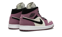 AIR JORDAN 1 MID SE WMNS "Berry Pink" DC7267 500