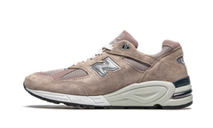 990v2 "Kith - Dusty Rose" M990K2