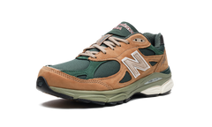 990v3 "Made in USA - Tan / Green" M990WG3