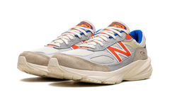 990v6 "Kith - Madison Square Garden - Knicks" U990KN6