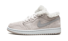 AIR JORDAN 1 Low SE WMNS "Sherpa Fleece" DO0750 002