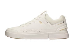 On The Roger Centre Court "White Gum" 3MD11270228