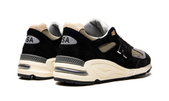 990 v2 "Teddy Santis - Black" M990TE2