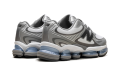 Abzorb 2000 "White / Metallic Silver" U2000AA