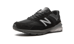990 "BLACK/SILVER" M990BK5