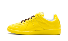 Low Top Sneaker WMNS "Yellow" S58WS0109 P4487 T3041
