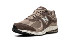 2002R "ASOS Exclusive Brown" M2002RAY