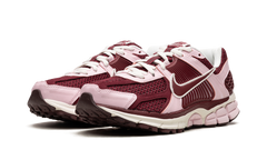 ZOOM VOMERO 5 WMNS "Pink Foam" FN7196 663