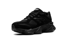 9060 "Triple Black" U9060BPM