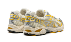 GT-2160 "Kith - Cream Solar Power" 1201A955 101
