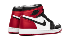 AIR JORDAN 1 HIGH OG WMNS "Satin Black Toe" CD0461 016