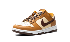 Dunk Low SE WMNS "Cherry Charms - Desert Ochre" HQ7487 700