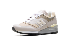997 "Made in USA - Moonrock / Driftwood" U997GG