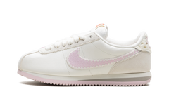 Cortez WMNS "Valentine's Day - 2025" HV6012 161