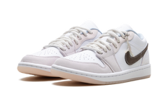 Jordan 1 Low WMNS "Coral" IB8859 101