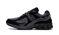 2002R "Black Magnet" M2002RBL