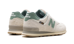 574 "Calcium New Spruce" U574GDG