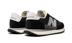 237v1 "Black/Grey/White" MS237RC
