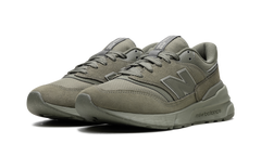 997 "Beige" U997RMF