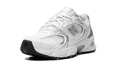 530 "White / Silver" MR530EMA