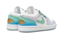 Air Jordan 1 Low WMNS "Emerald Rise" FN8899 131