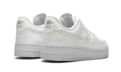 AIR FORCE 1 LO LX WMNS "Reveal - Black Swoosh" CJ1650 100