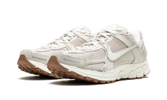 ZOOM VOMERO 5 WMNS "Light Orewood Brown" FZ3780 101