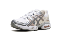 Gel-Nimbus 9 WMNS "White Oatmeal" 1202A278 104