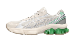 GEL-Kinetic Fluent "Smoke Grey / Pure Silver" 1203A591 026