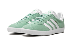 GAZELLE WMNS "Pulse Mint" HQ4410