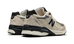 990 V3 "Teddy Santis - Moonbeam" M990AD3
