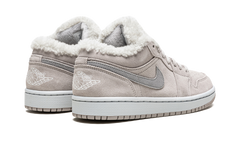 AIR JORDAN 1 Low SE WMNS "Sherpa Fleece" DO0750 002