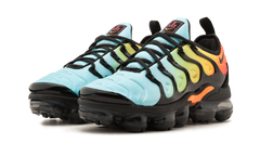 AIR VAPORMAX PLUS WMNS "Tropical Sunset" AO4550 002