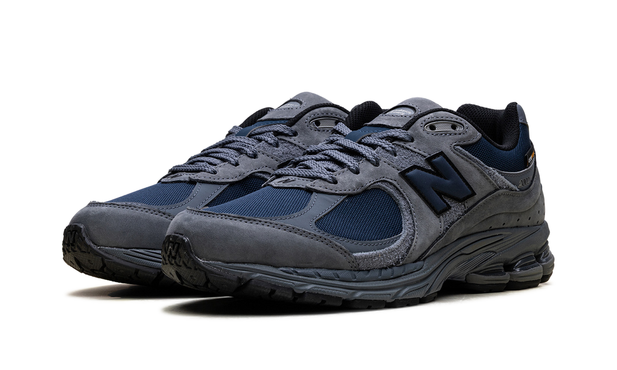 2002 "Cordura Dark Arctic Gray" M2002RPH