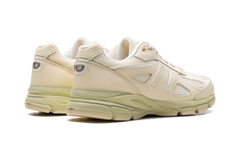990v4 "Made in USA - Macadamia Nut" U990BO4