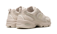 530 "Moonbeam Sea Salt" MR530AA1