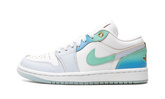 Air Jordan 1 Low WMNS "Emerald Rise" FN8899 131