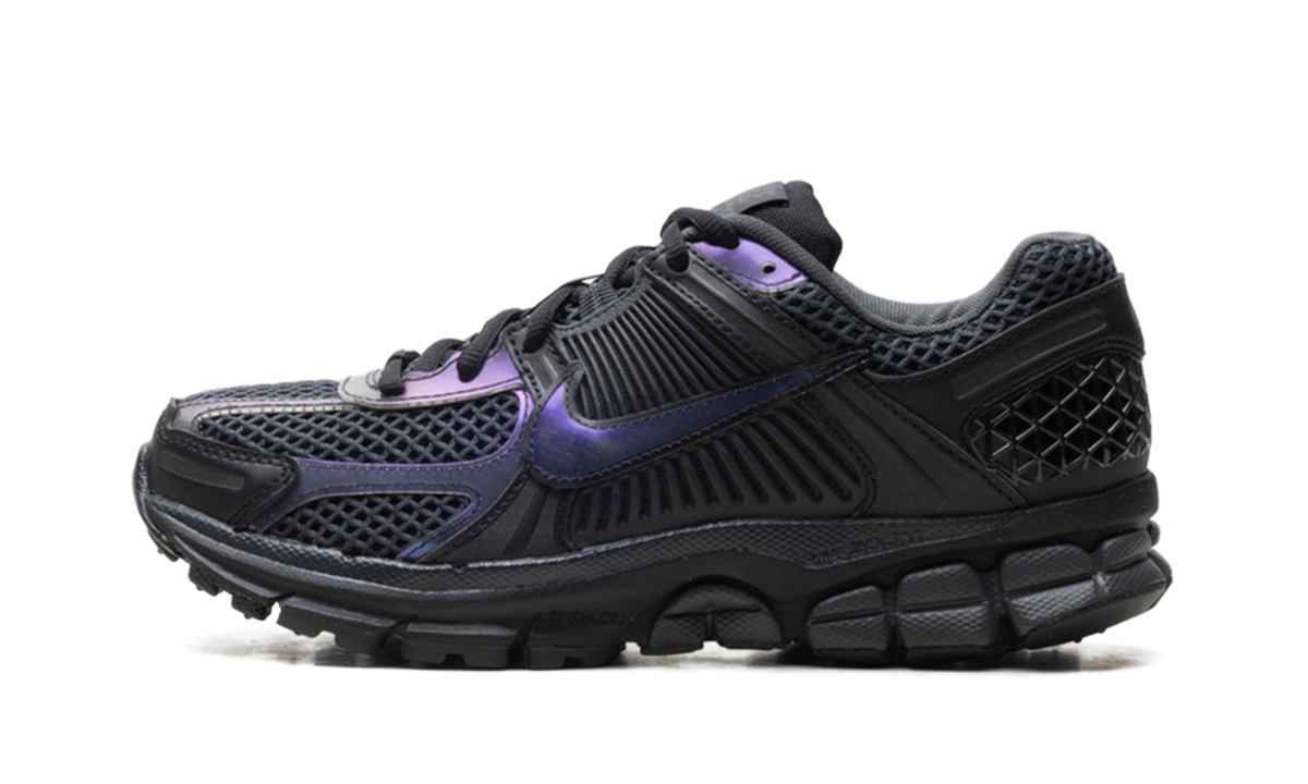 Vomero 5 Wmns "Iridescent" IB4397 001