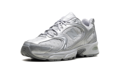 530 "Silver Metallic Raincloud Polka Dots" U530HFZ