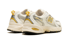 530 "Sea Salt / White / Ginger Lemon / Silver Metallic" MR530SY