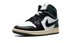 Jordan 1 Mid SE WMNS "Oxidized Green" FQ7818 100