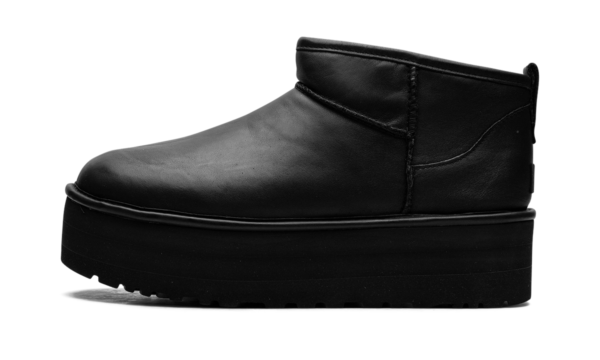 Classic Ultra Mini Platform Boot WMNS "Black Leather" 1141510 BLLE
