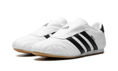 Taekwondo WMNS "Cloud White/Core Black/Gum" JQ4774