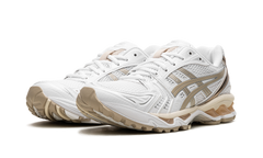 GEL-KAYANO 14 WMNS "Simply Taupe" 1202A056 110