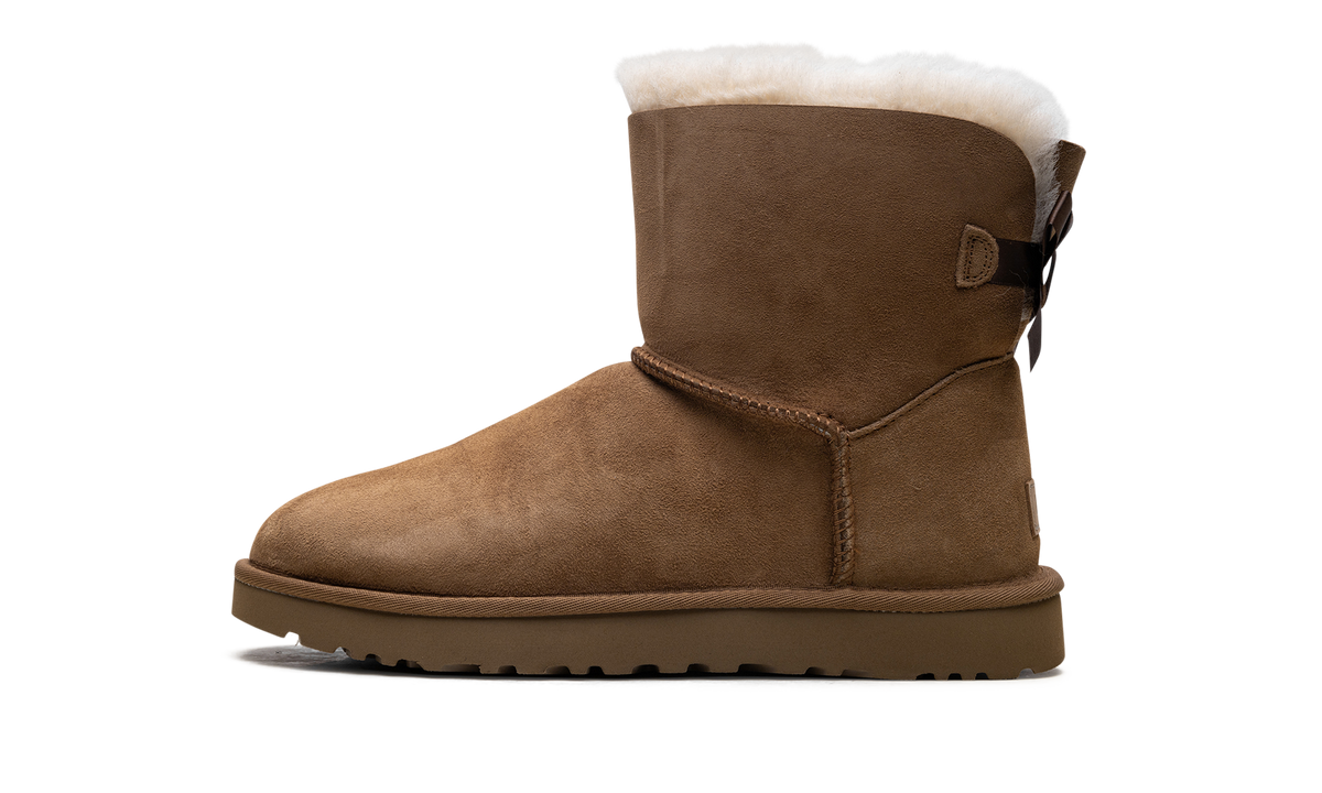 Mini Bailey Bow II Boot - Chestnut WMNS "Chestnut" 1016501 CHE