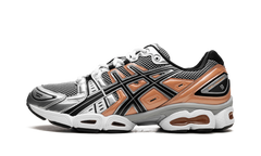 GEL-Nimbus 9 "Sheet Rock / Orange Lily" 1201A424 025