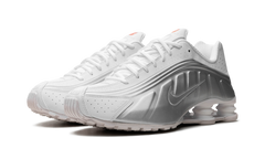 SHOX R4 MNS WMNS "Metallic silver" AR3565 101