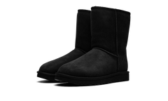 Classic Short II Boot WMNS "Black" 1016223 BLK