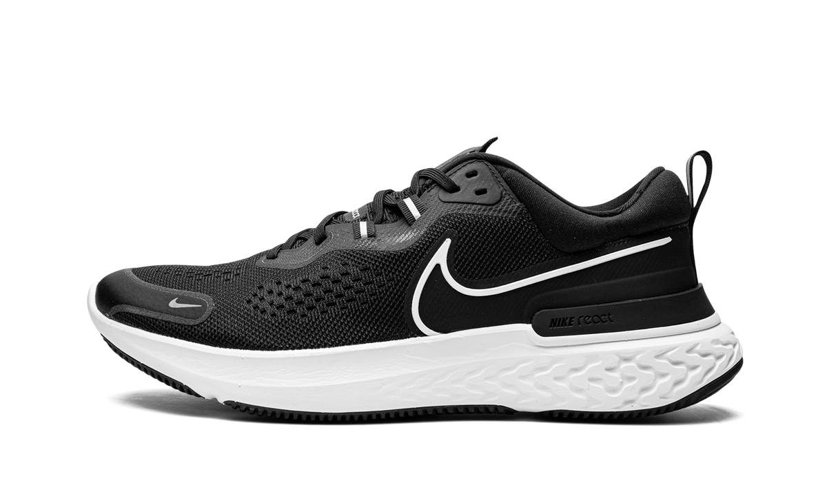 WMNS React Miler 2 CW7136 001